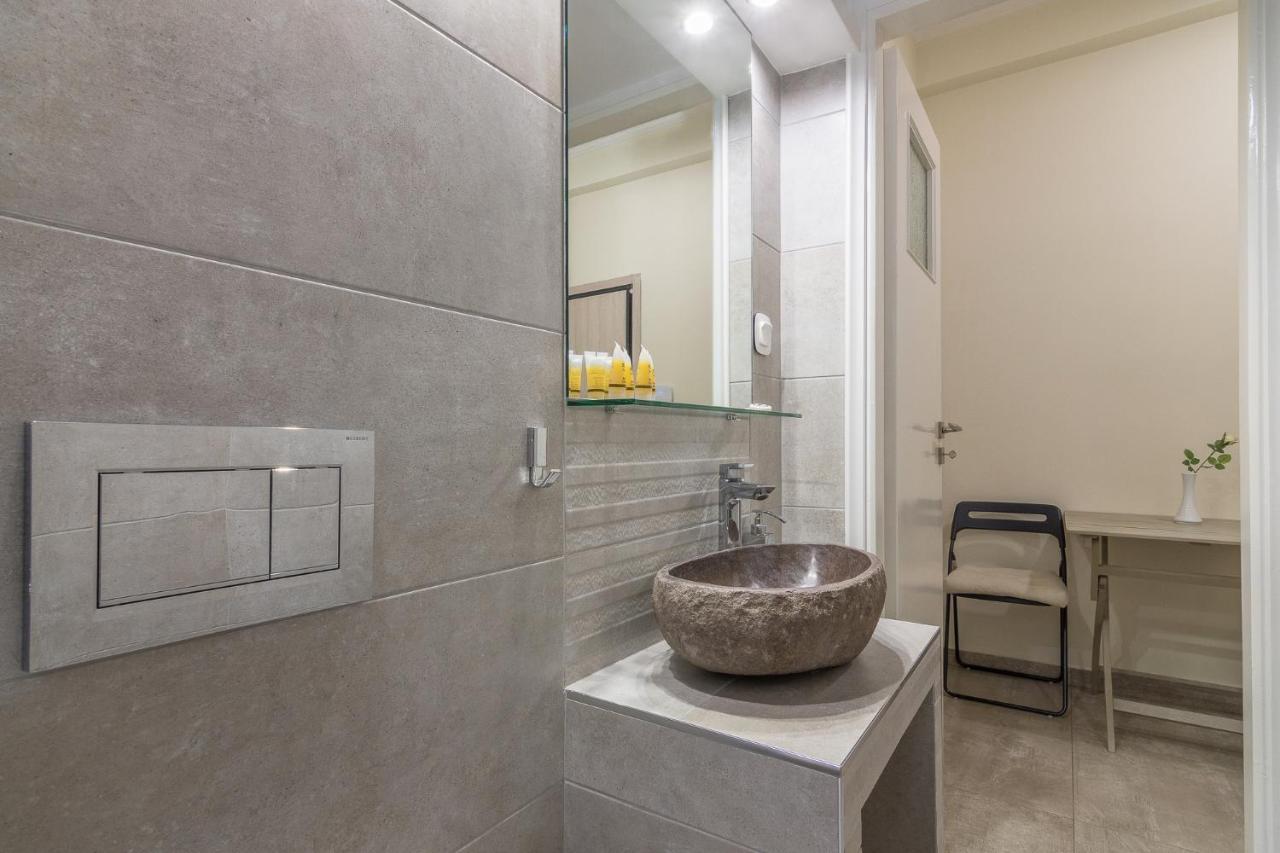 אתונה Beautiful And Spacious Apartment In Pagrati מראה חיצוני תמונה