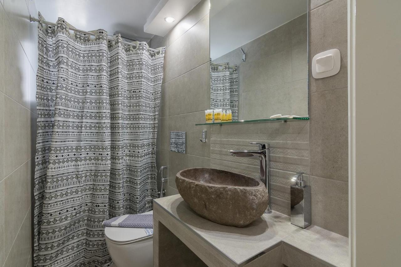 אתונה Beautiful And Spacious Apartment In Pagrati מראה חיצוני תמונה