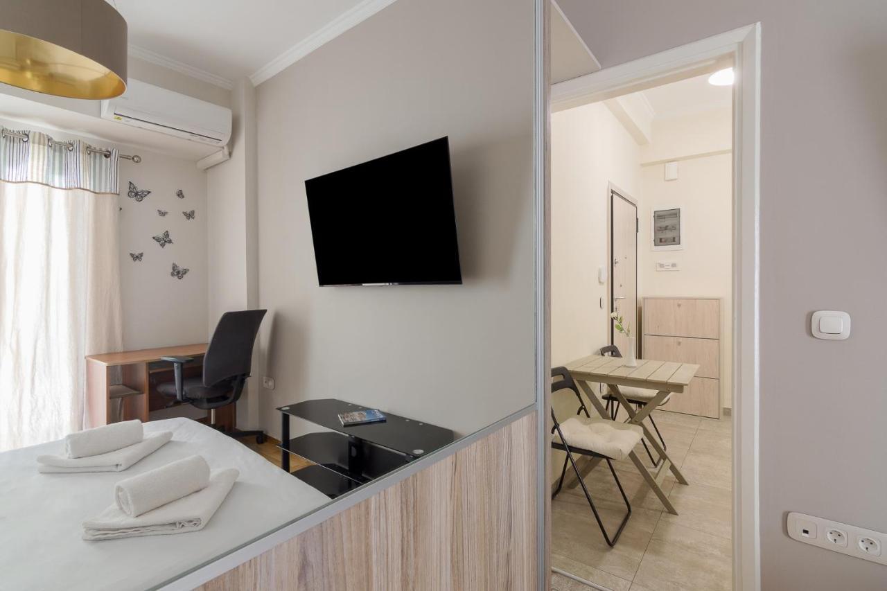 אתונה Beautiful And Spacious Apartment In Pagrati מראה חיצוני תמונה